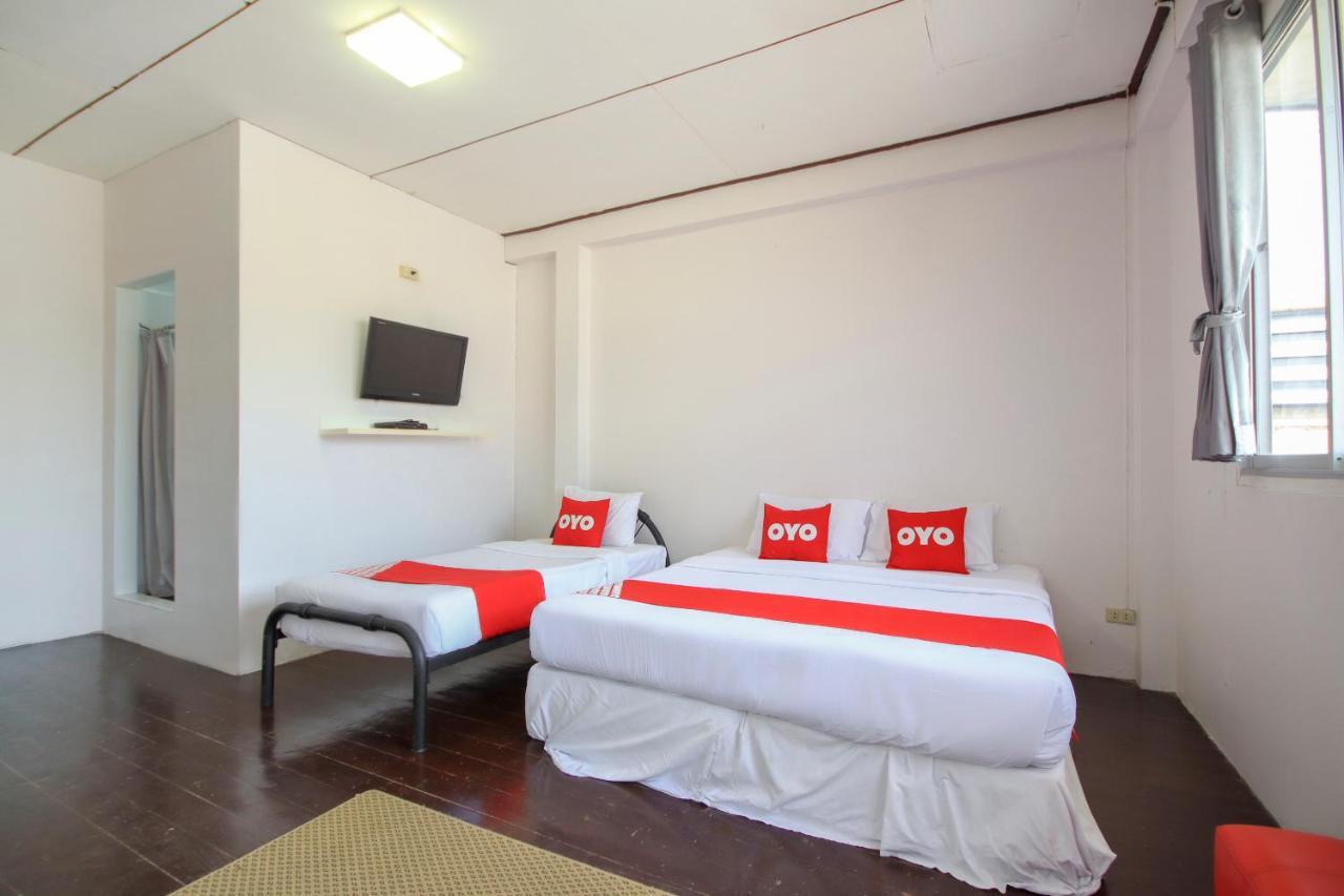 Oyo 1054 Phuket Backpacker Hostel Eksteriør billede