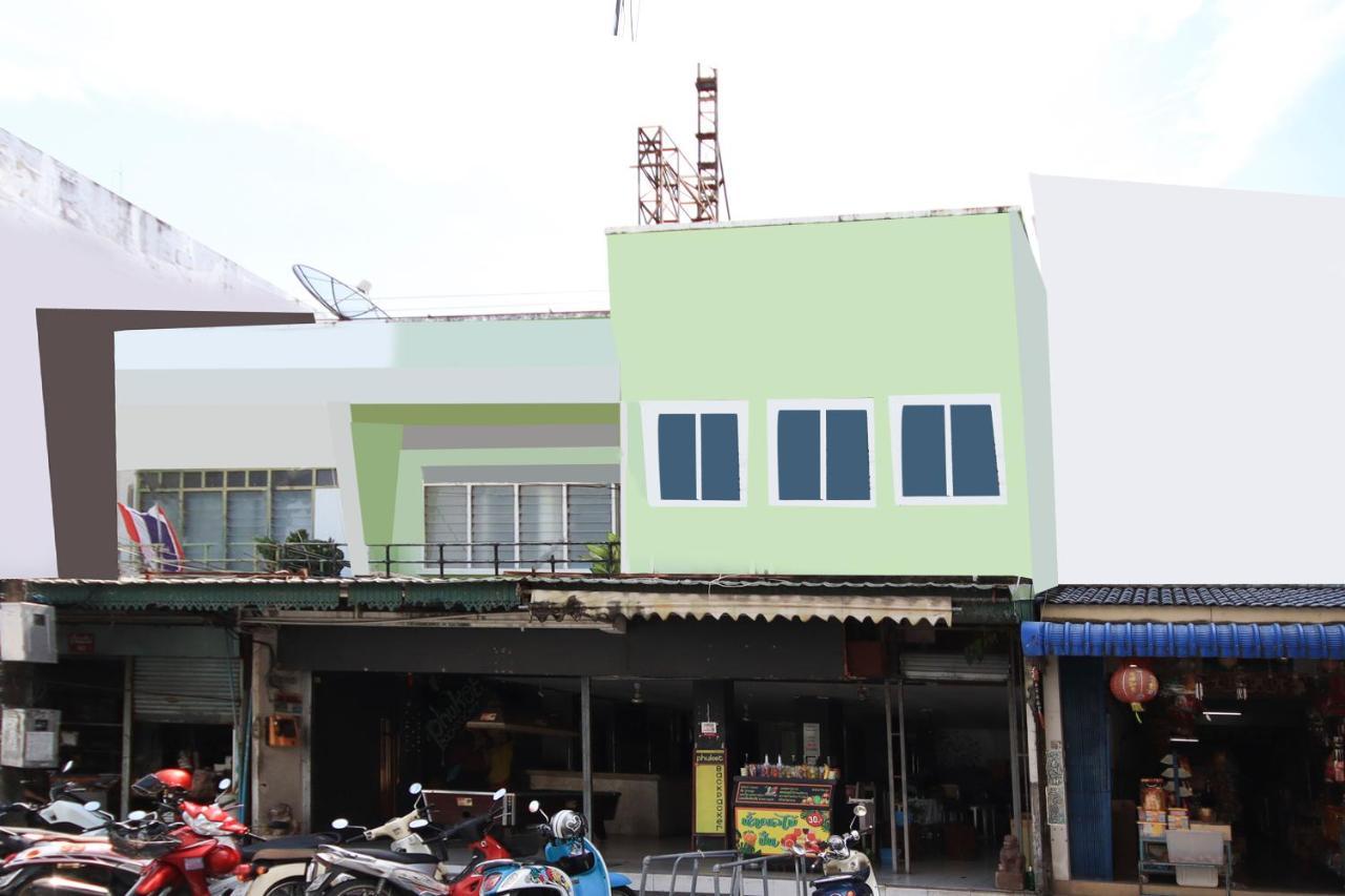 Oyo 1054 Phuket Backpacker Hostel Eksteriør billede