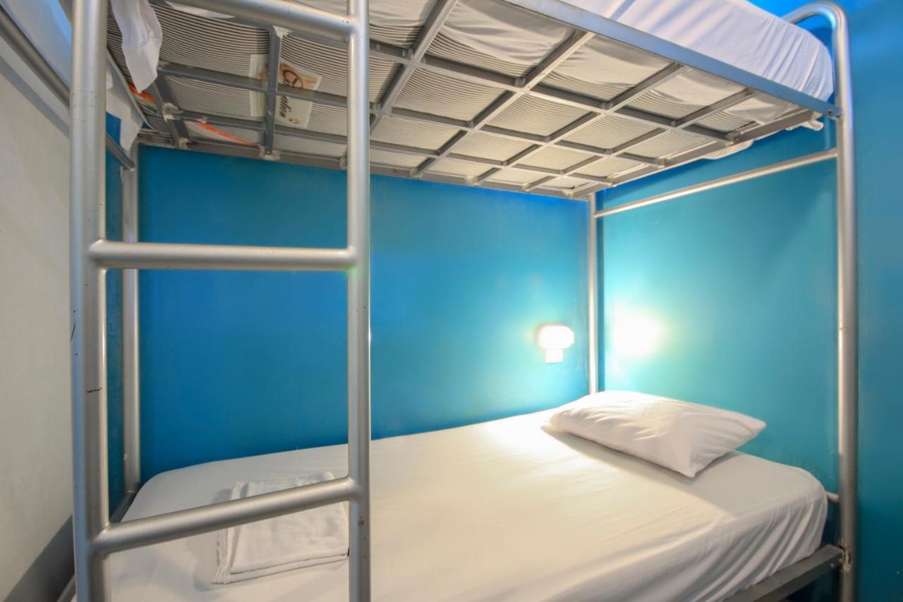 Oyo 1054 Phuket Backpacker Hostel Eksteriør billede