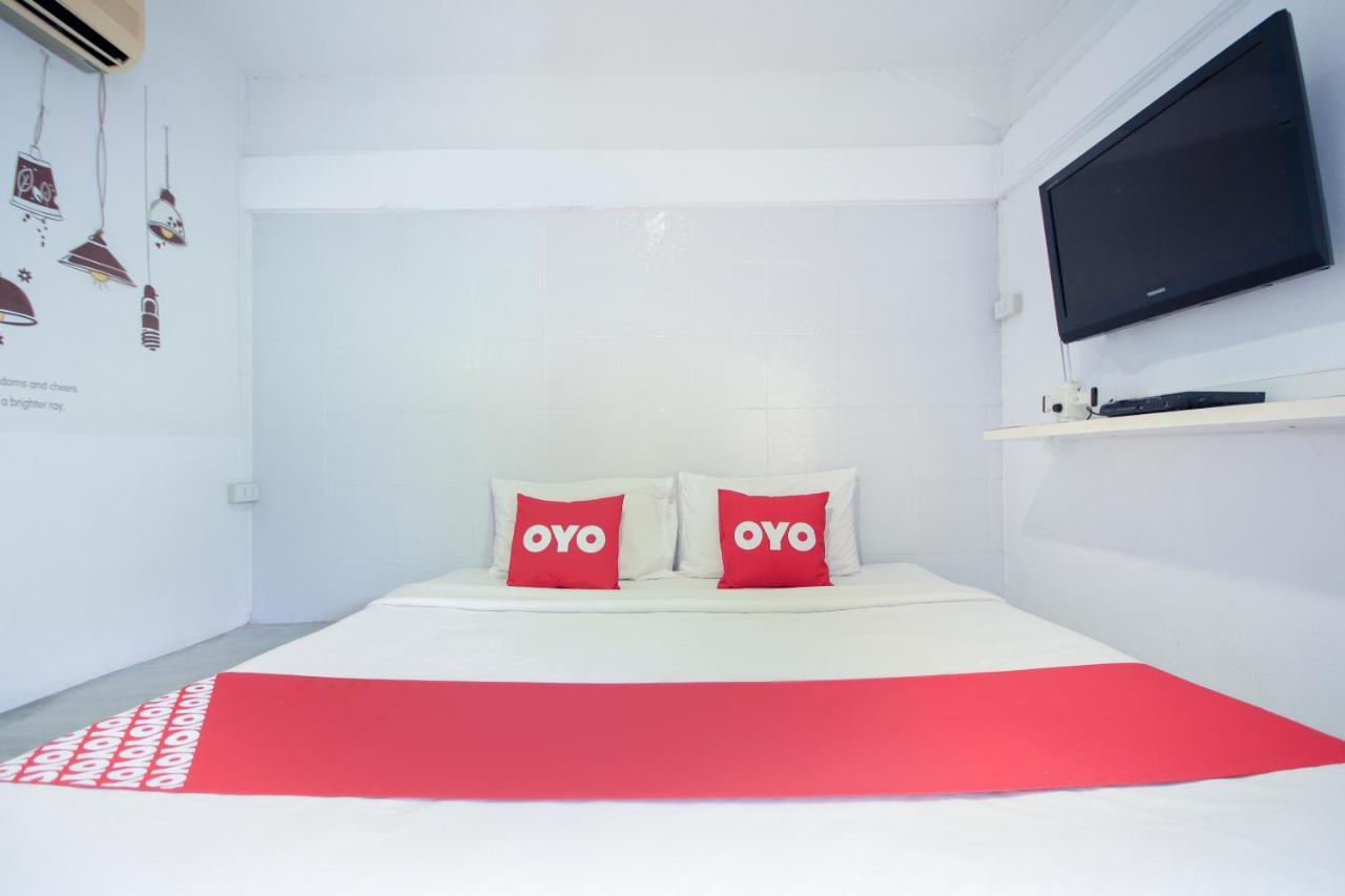 Oyo 1054 Phuket Backpacker Hostel Eksteriør billede