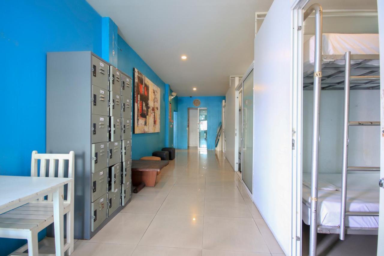 Oyo 1054 Phuket Backpacker Hostel Eksteriør billede