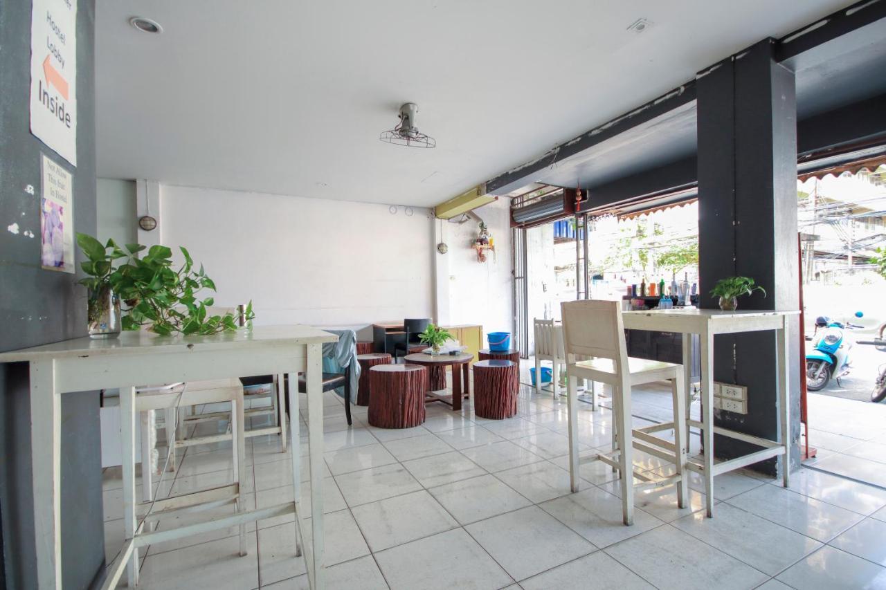 Oyo 1054 Phuket Backpacker Hostel Eksteriør billede