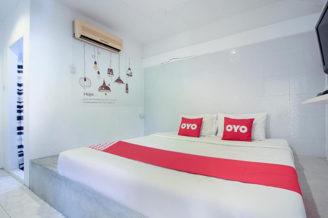 Oyo 1054 Phuket Backpacker Hostel Eksteriør billede