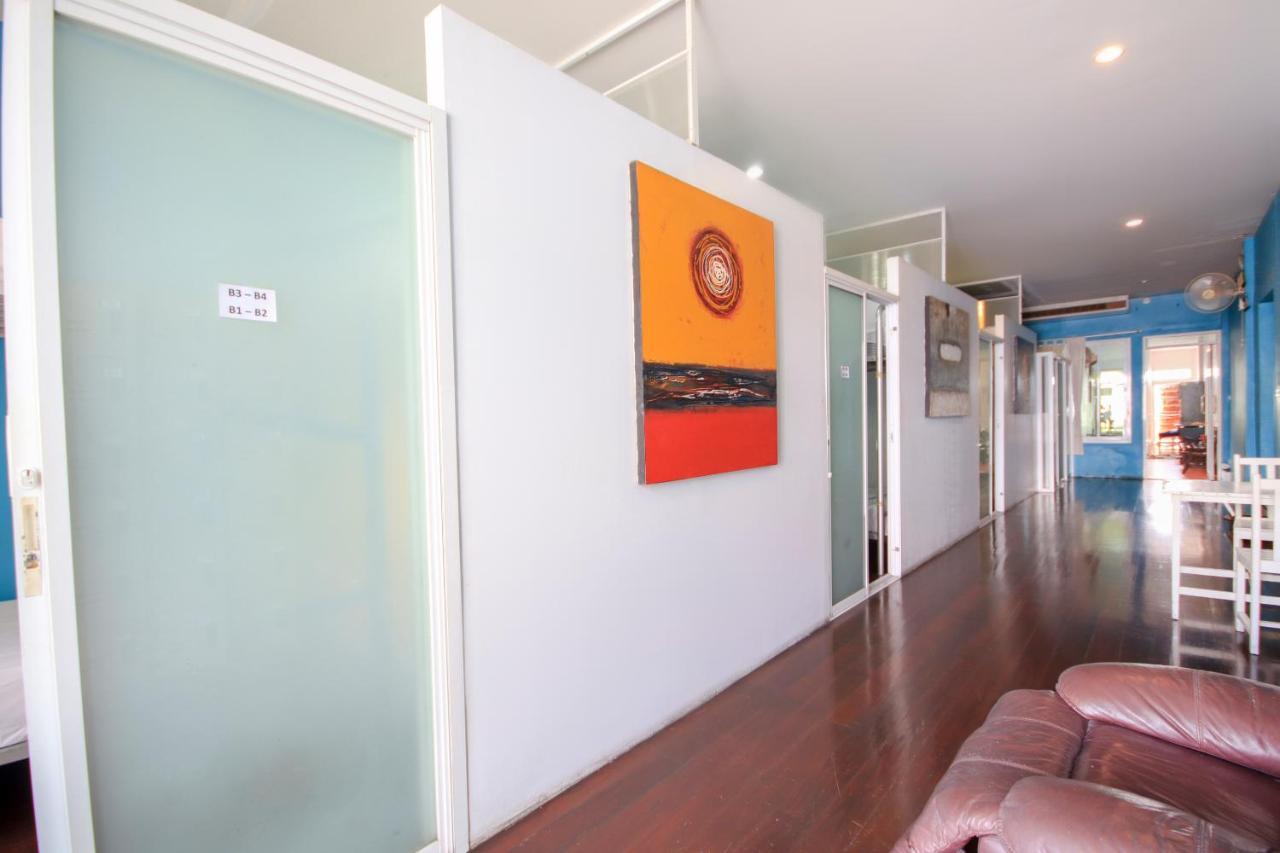 Oyo 1054 Phuket Backpacker Hostel Eksteriør billede