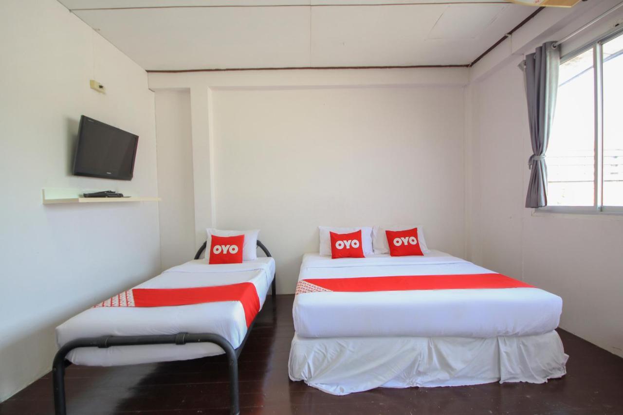 Oyo 1054 Phuket Backpacker Hostel Eksteriør billede