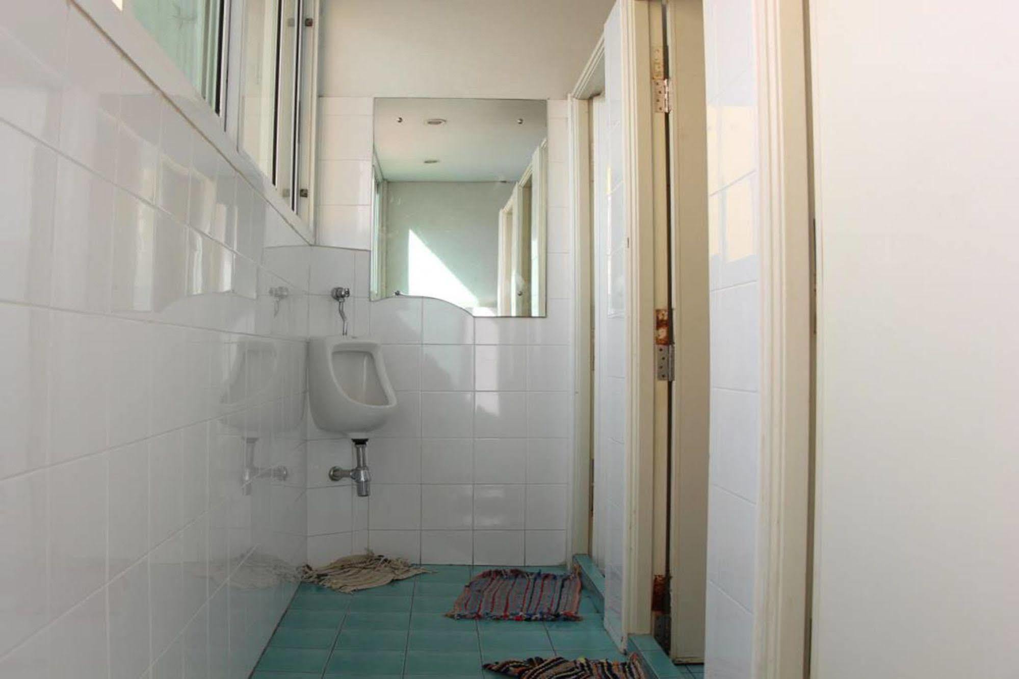 Oyo 1054 Phuket Backpacker Hostel Eksteriør billede